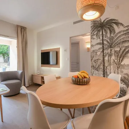 Ombre Des Pins A Tropez Xix Saint-Tropez