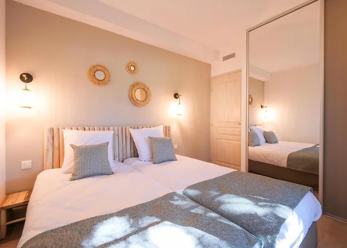 Ombre Des Pins A Tropez Xix Appartement