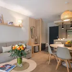 Ombre Des Pins A Tropez Xix Apartment