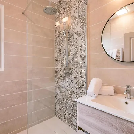 Апартаменти Ombre Des Pins A Tropez Xix Сен-Тропе